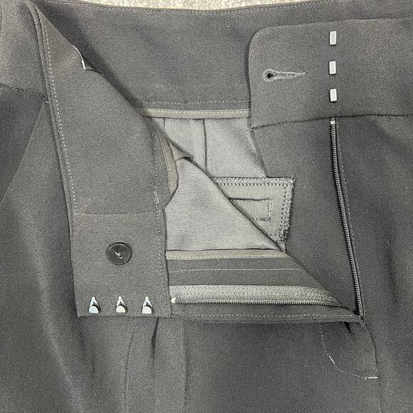 Express Stylist Super High-Rise Shorts Plus Sz 16 Black Pleated Dressy Goth NEW! - Picture 4 of 9